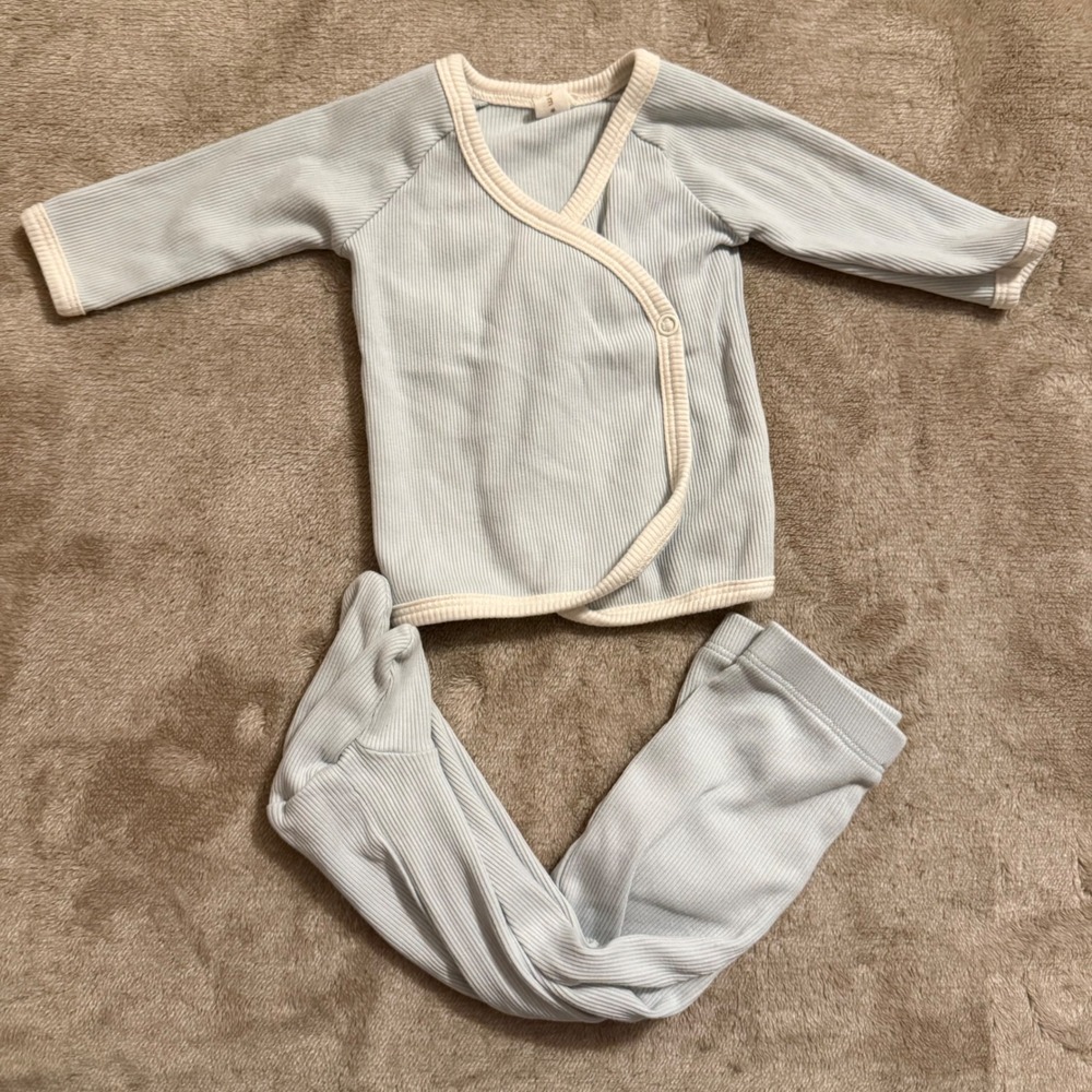 Tun Tun Baby Light Blue Ribbed Pima Cotton Wrap Top and Footed Leggings Set 0-3M
